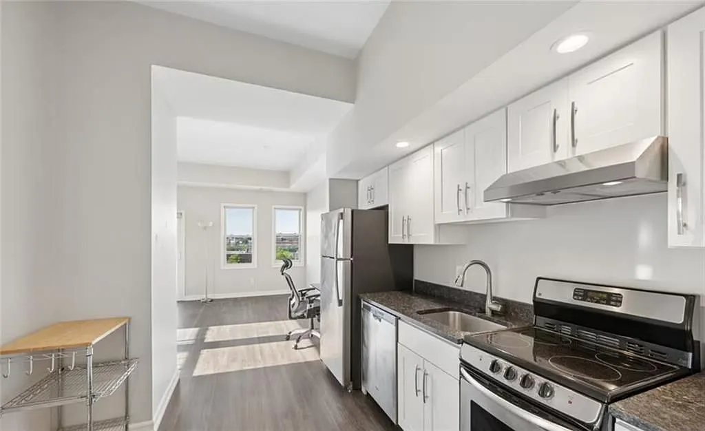 1 bed, 1.0 bath, 550 sqft, $1,850 — Photo 4