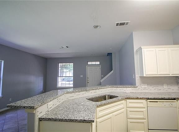 2nd image of 2932 Thrushwood Dr #B