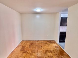 150 High St APT B6, Orange, NJ 07050