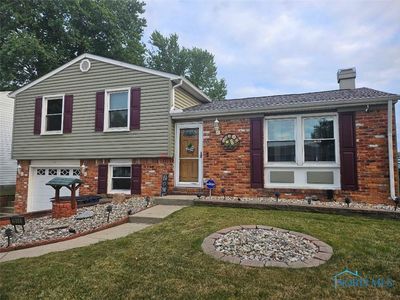 1958 Grimes Golden Dr, Toledo, OH, 43611