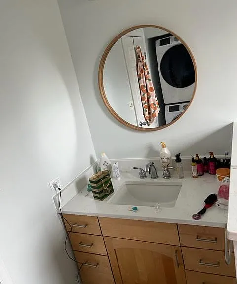 916 N Elizabeth St — Photo 3