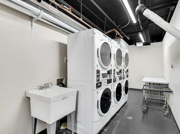 418 E 83rd St APT 1D, New York, NY 10028