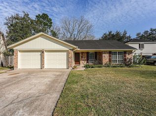 4007 Karankawas St, Pasadena, TX 77504