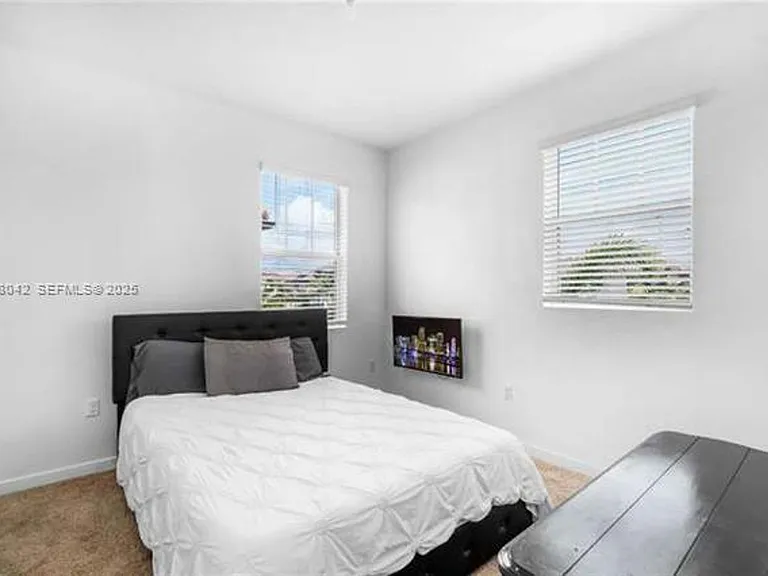 11732 SW 243rd St #11732 — Photo 9