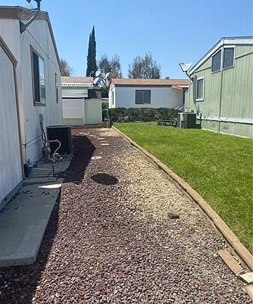 4th image of 1456 E Philadelphia Ave #182