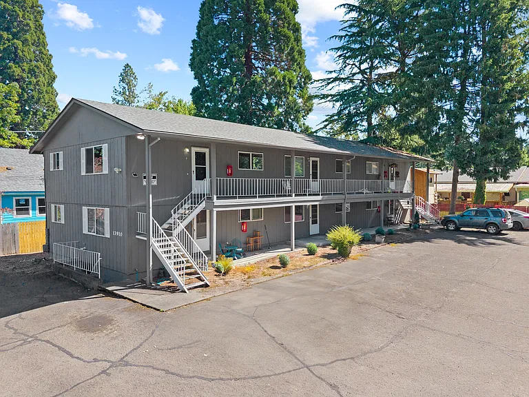 13910 SE Redwood Ave #2 — Photo 11