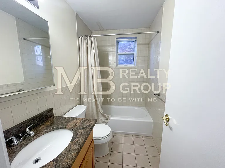 90 Westland Ave #304 — Photo 14