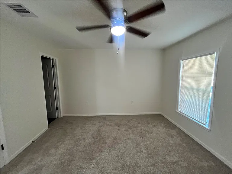 3538 Orange Grove Dr — Photo 10