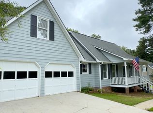 22 Edgewood Dr, Carrollton, GA 30116