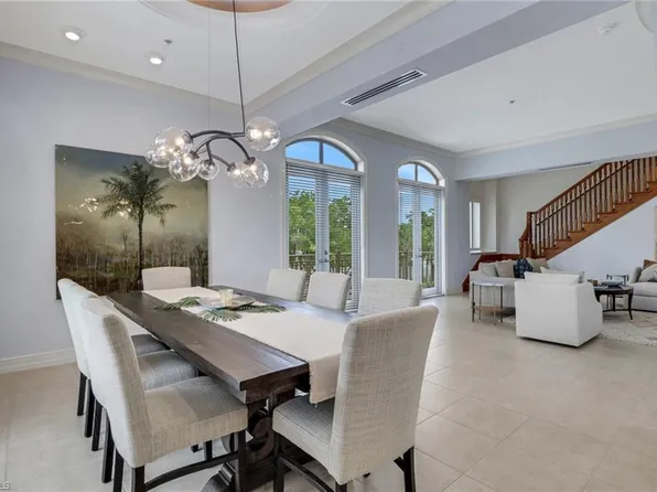 380 10TH ST S #202, NAPLES, FL 34102