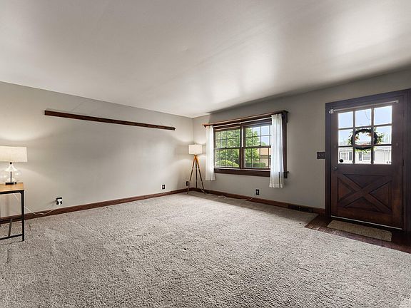 5th image of 3231 W 75th Pl
