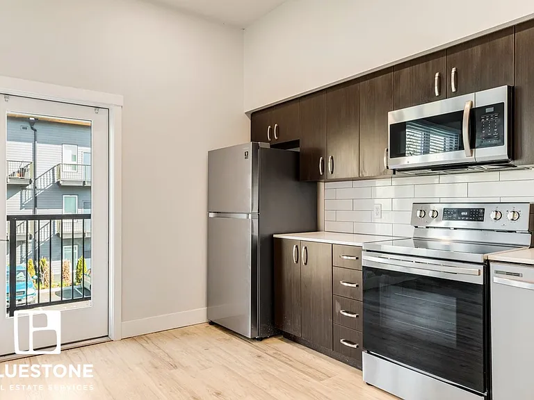 Brookside Apartments — Photo 15