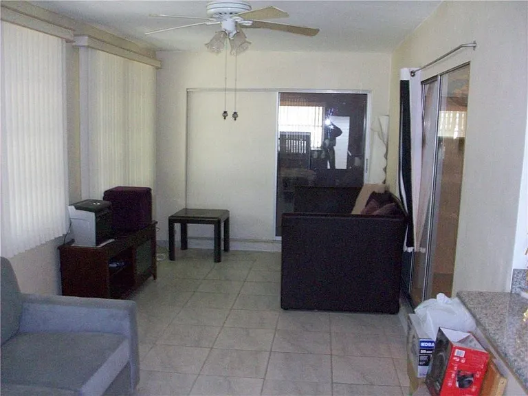 5039 NW 42nd St — Photo 20