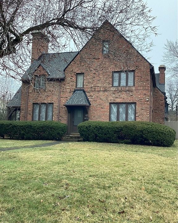 1st image of 17707 Chagrin Blvd