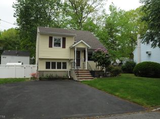 38 Auburn Rd, Parsippany, NJ 07054