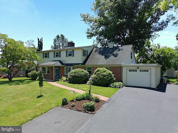5th image of 1248 Cherry Tree Ln