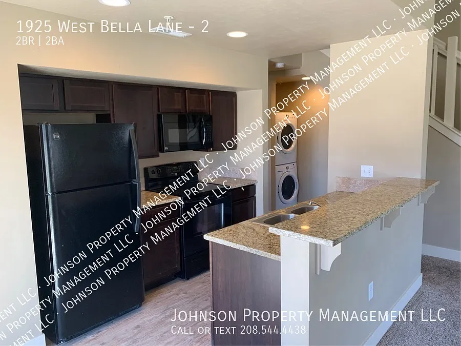 Building Photo - 1925 W Bella Ln #2