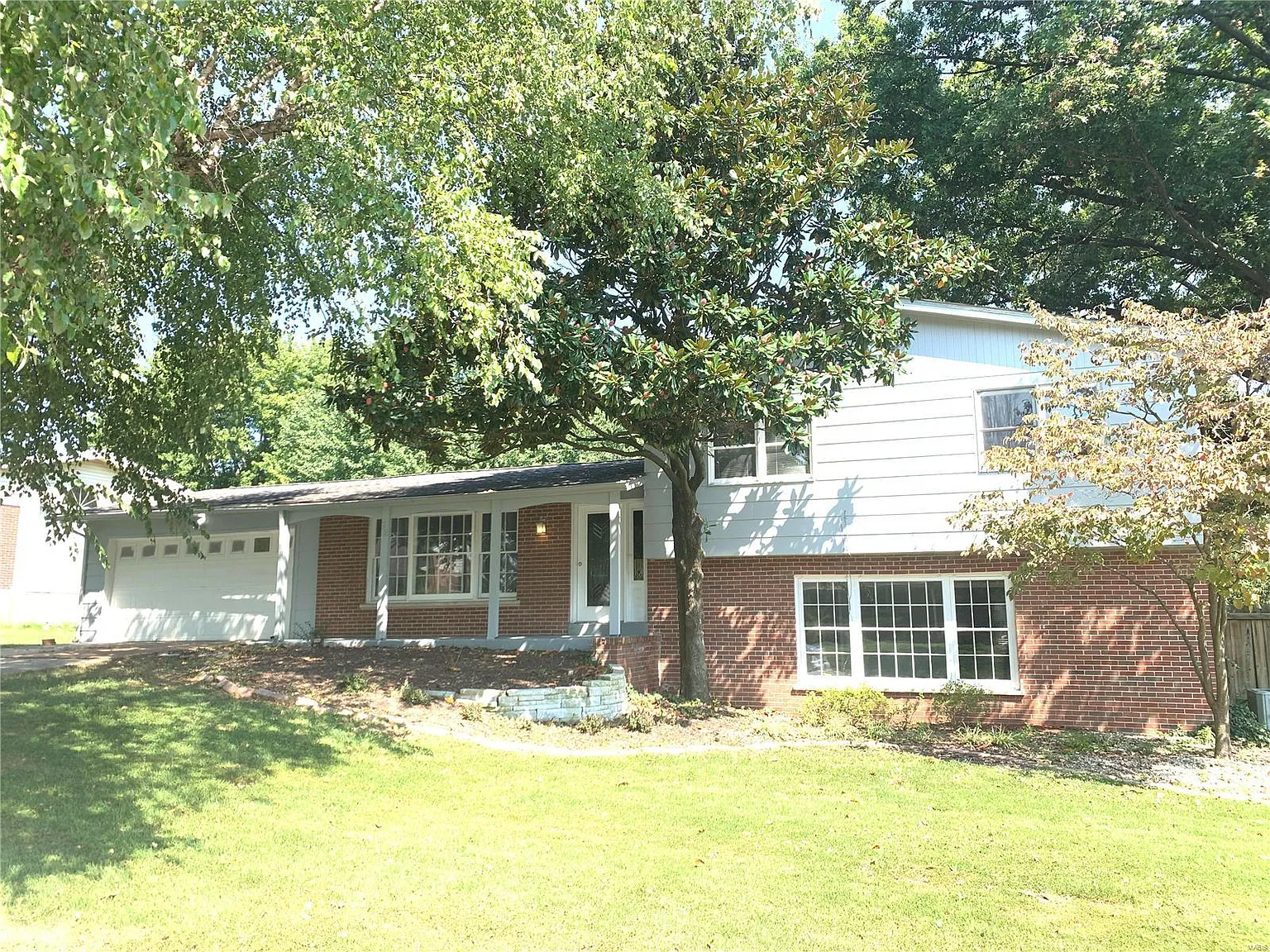 32 Ayrshire Rd photo 1