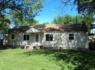 1040 Wisconsin Ave, Port Huron, MI 48060