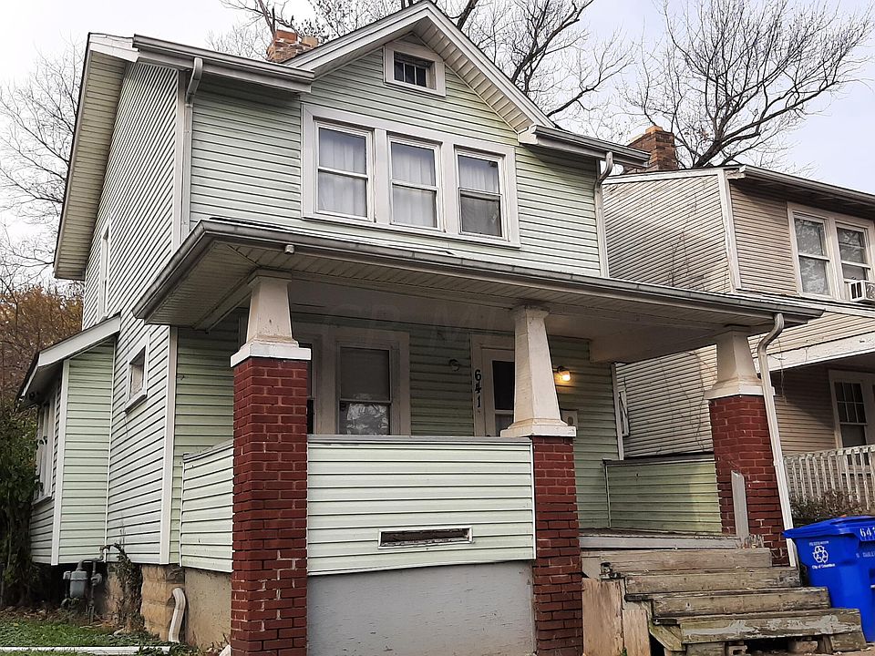 2nd image of 641 S Oakley Ave