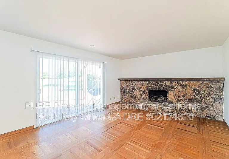 4987 Fern Pl — Photo 2