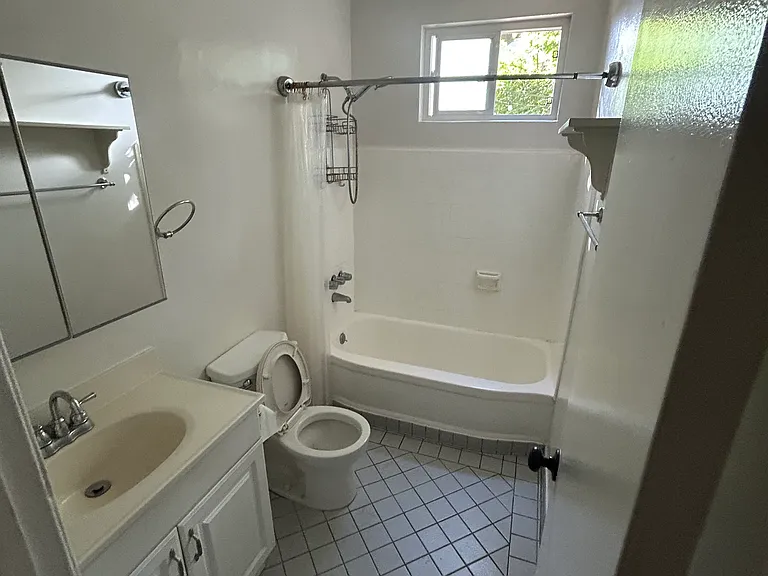 3837 Huron Ave #1 — Photo 5