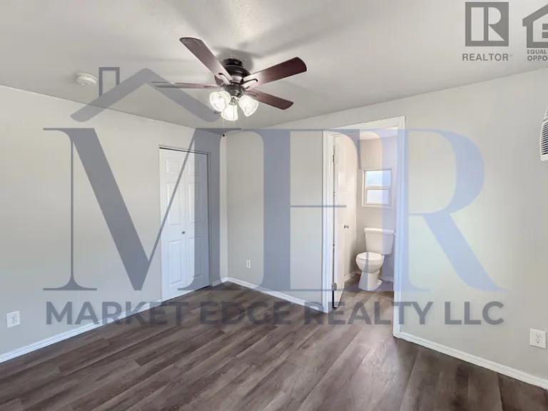 3601 W Melvin St — Photo 15