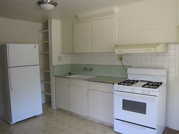 4th image of 36 Goree Ct #A