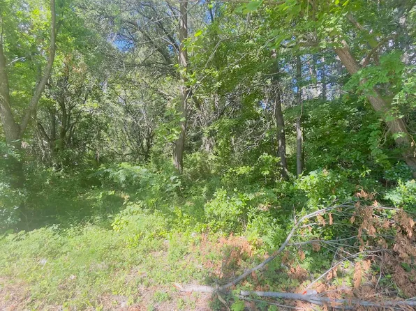 Cave Springs Rd, Marshall, TX 75670