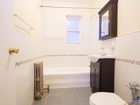 2nd image of 242 N Oraton Pkwy APT 303
