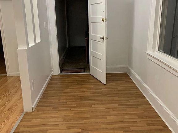 5th image of 83-21 Dongan Ave #2