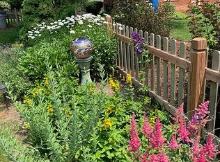 2857 Palmerston Dr, Troy, MI 48084