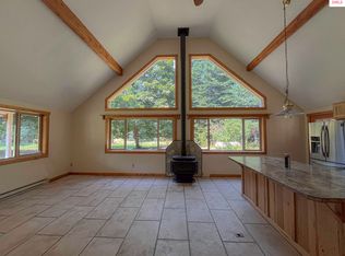 172 Kestrel Ln, Clark Fork, ID 83811