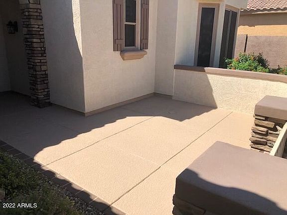 2nd image of 16423 W Desert Lily Dr