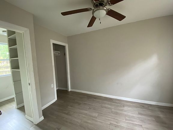 4th image of 3610 17th Ave S