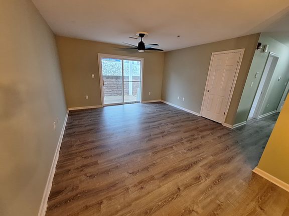 3rd image of 244 N 2nd St APT B