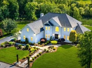 14 Diamond Hill Rd, Marlboro, NJ 07746