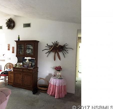 3rd image of 5454 Landis Ave