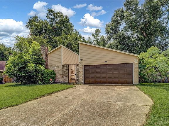 2nd image of 17502 Favor Bend Ct