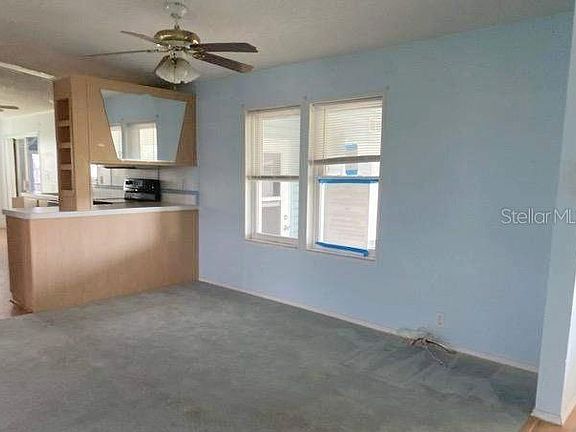 3rd image of 37643 LANDIS AVENUE