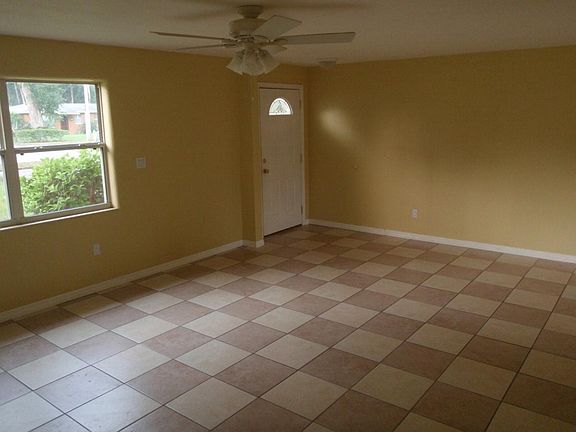 2nd image of 723 Wayne Ave