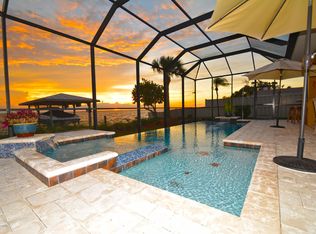 31 W Point Dr, Cocoa Beach, FL 32931