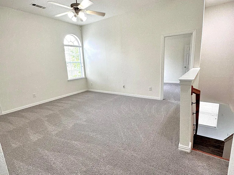 1820 Kittyhawk Dr — Photo 29