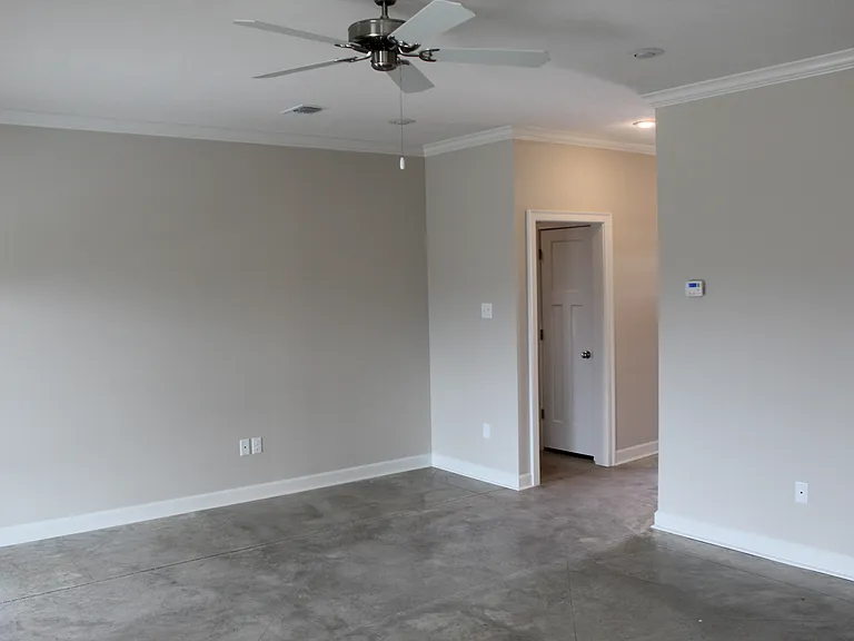 37 C L Fowler Loop — Photo 9