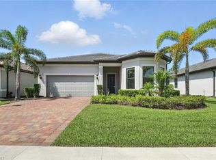 6690 Pennyroyal Dr, Naples, FL 34114