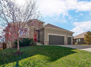 19435 W 200th Ter, Spring Hill, KS 66083