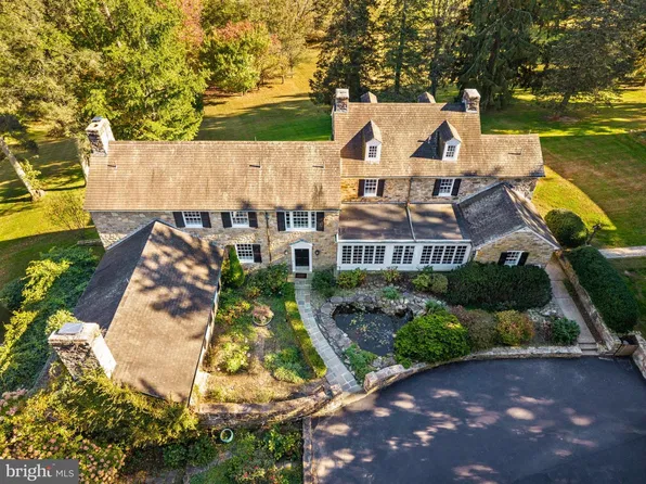 1740 Lenape Rd, West Chester, PA 19382