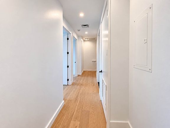5th image of 1221 Fulton St #1J