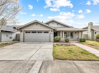 1207 Shafer Ln, Medford, OR 97501