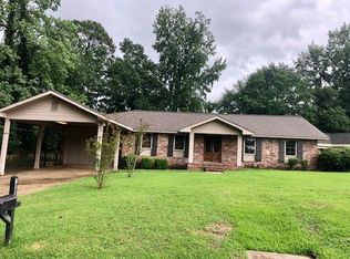 602 Woodbine Ln, Hattiesburg, MS 39402